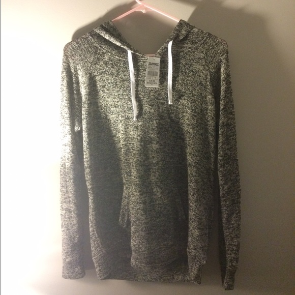 Zumiez Black and White Sweatshirt