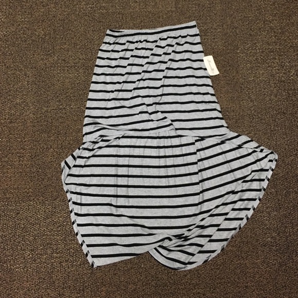 Forever 21, high low skirt!