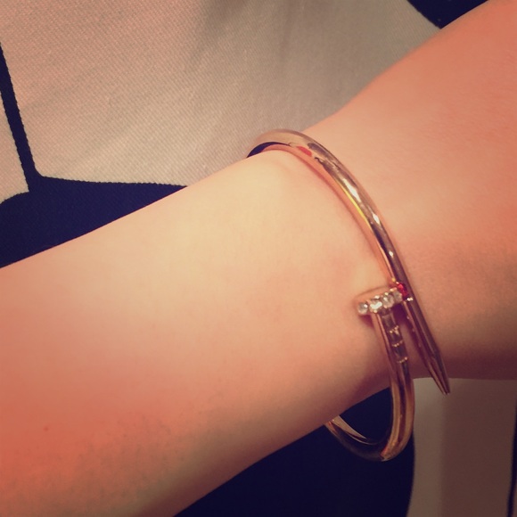 Rose Gold Metal Elegant Bracelet Choker