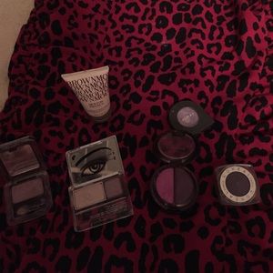 Plum Perfect Eye Shadows Bundle
