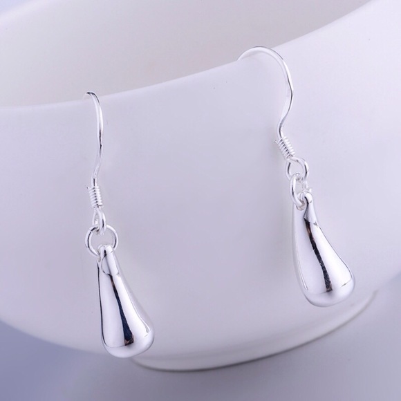 Silver teardrop earrings