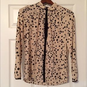 Zara Tops - Zara Blouse with Velvet trim Zara Tops - Zara Blouse with Velvet trim
