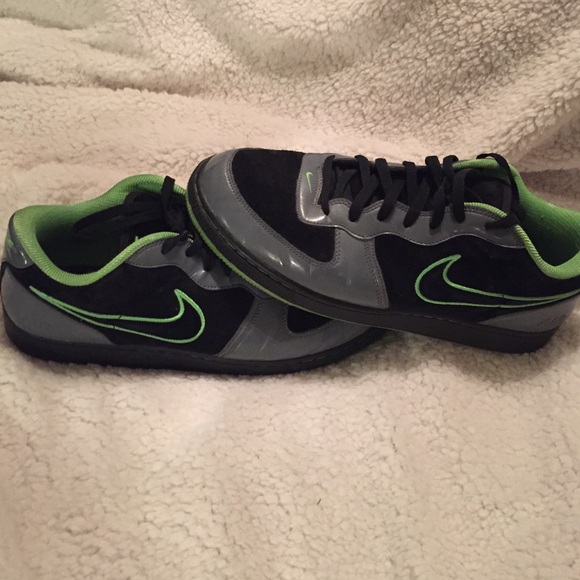 Mens Nike skate shoes