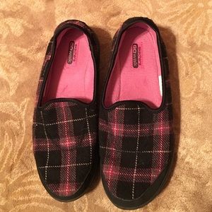 Skechers Go Walk light-as-air shoes/slippers