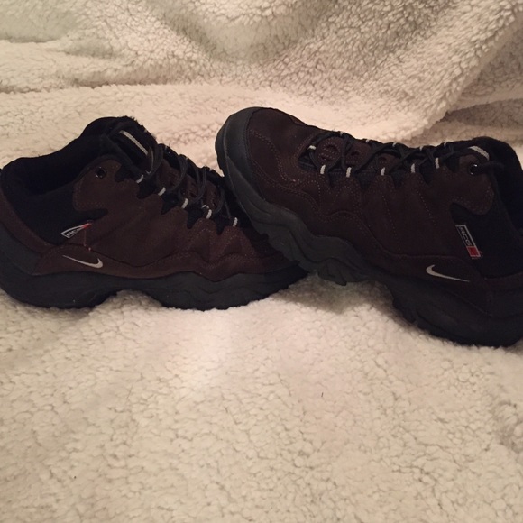 Mens Nike ACG hiking boots