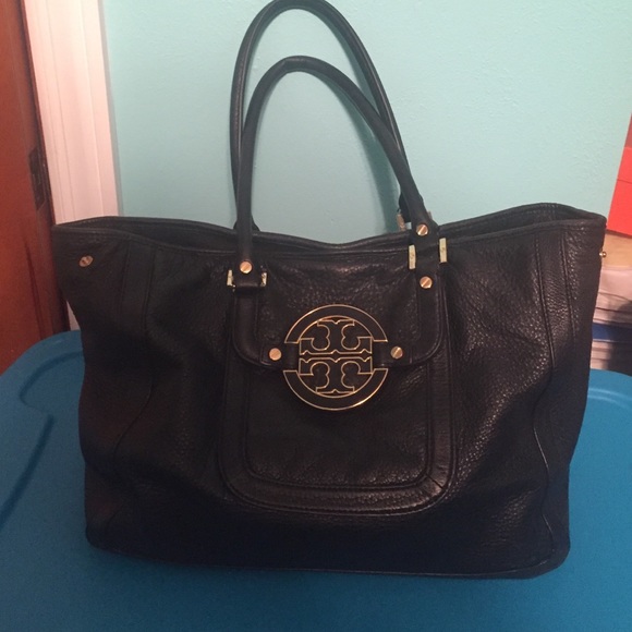 Authentic Tory Burch Amanda Hobo Bag