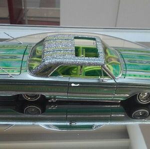 Meet your Posher, Adrian