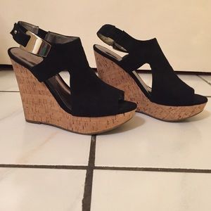 Black Carlos Santa Wedges