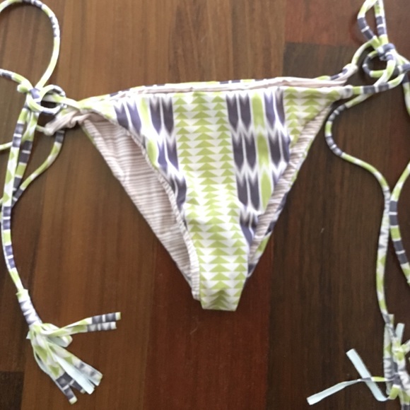 Acacia Swimwear Namotu bottom in arrows - Picture 2 of 3