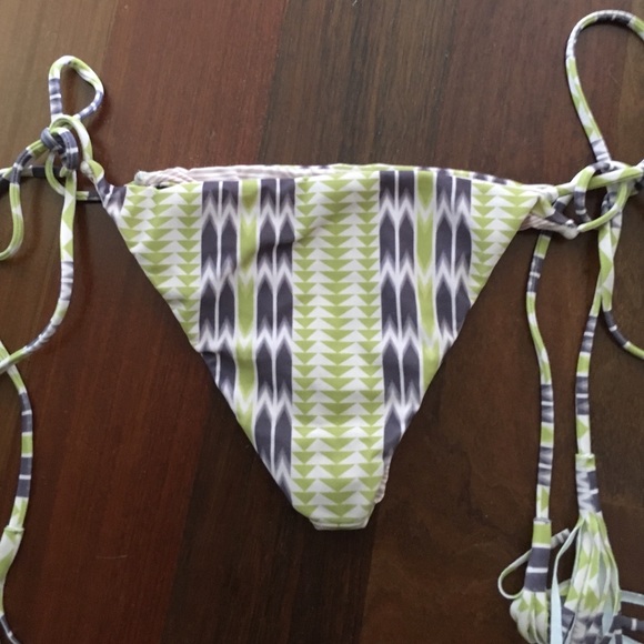 Acacia Swimwear Namotu bottom in arrows - Picture 3 of 3