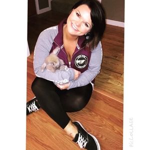 Meet your Posher, Lakin