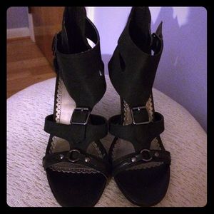 👗 Closet Clean out Sale 👗Black high heels