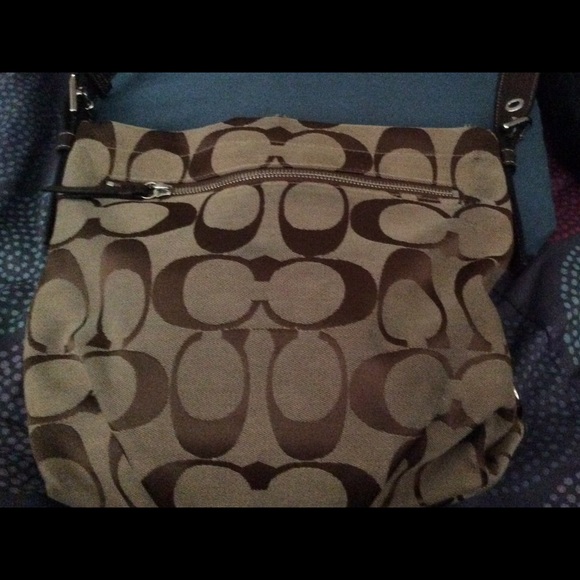 Coach purse - Picture 1 of 2