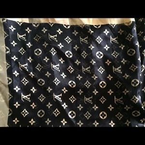 Louis Vuitton scarf