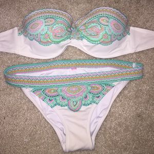 Victoria's Secret bikini
