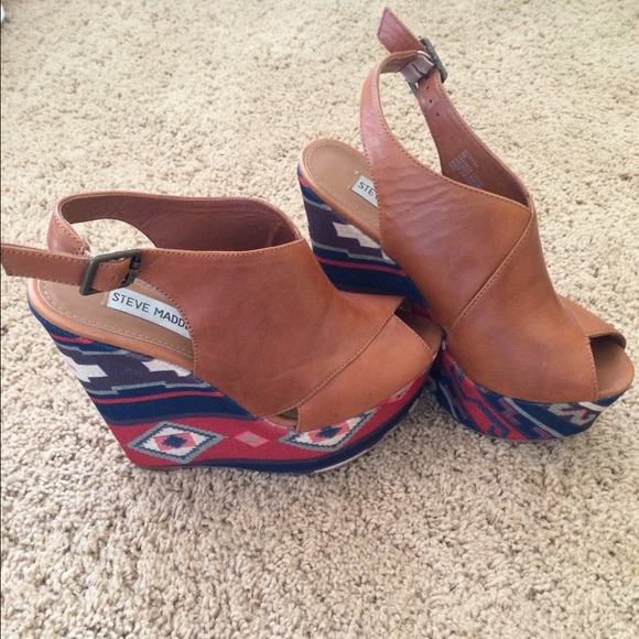 Steve Madden wedges