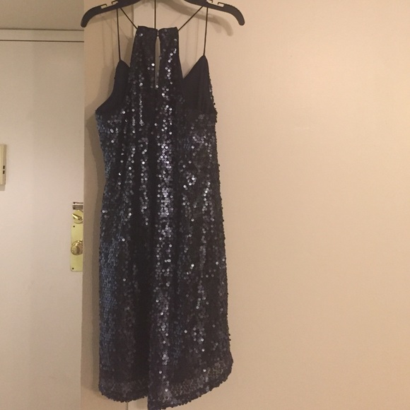 Small Express dress - Picture 2 of 2
