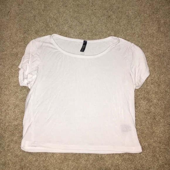 White crop top from tillys!