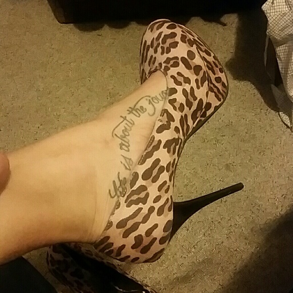 Heels - Picture 1 of 2