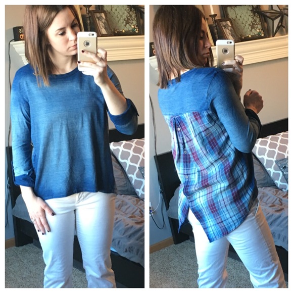 Reserved
🛍 Plaid Button Back Top - Picture 2 of 4