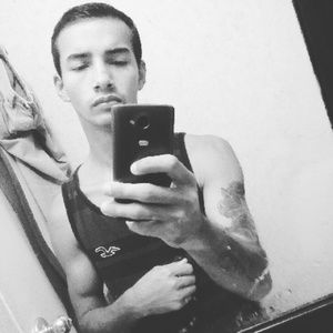 Meet your Posher, Christian