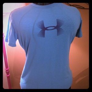 Under Armour Large Blue Workout Top