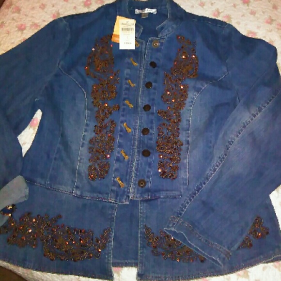 Light Jean Jacket - Picture 2 of 3