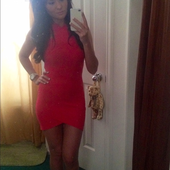 Off the shoulder dress by Guess