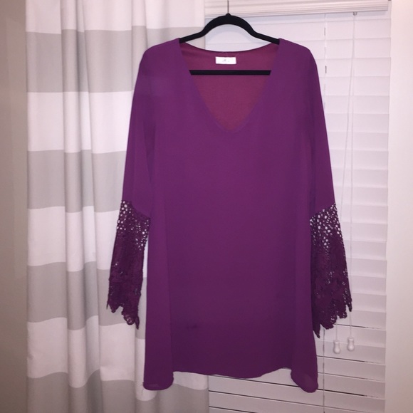 Pronto Fuscia Bell Sleeved Shift Dress - L