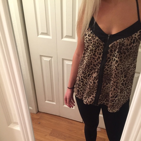 Zip up cheetah top