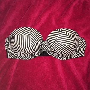 Victoria's Secret strapless push-up bra 32A