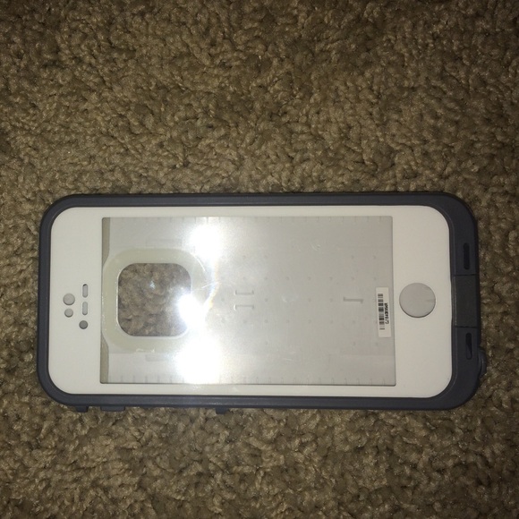 iPhone 5s lifeproof case