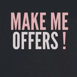 EVERYTHING NEEDS TO BE SOLD! PLEASE MAKE AN OFFER!