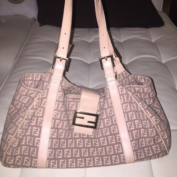 FENDI Handbags - 💟Reserved💟 FENDI Authentic Pink Monogram  bag