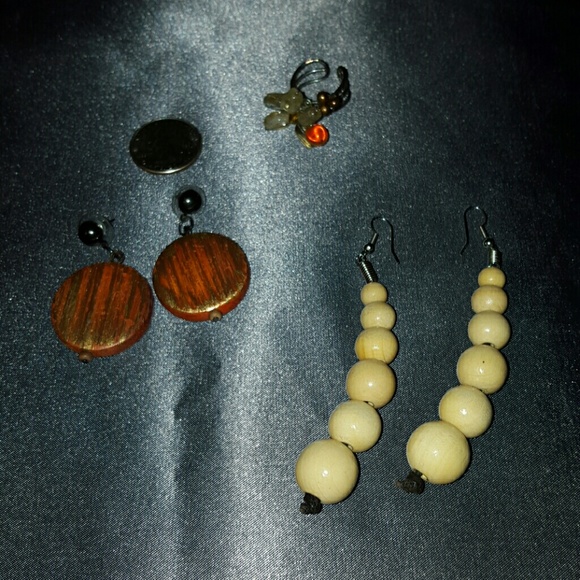 Wood earrings and ring bundle