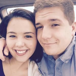 Meet your Posher, Mia