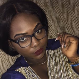 Meet your Posher, Tolu