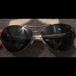 Authentic True Religion ladies sunglasses!