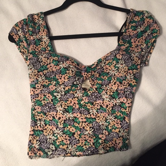 Urban Outfitters NEW floral crop top