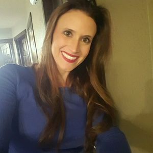 Meet your Posher, Lea