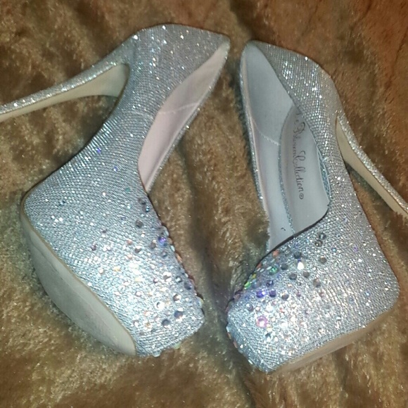 Brand new Silver heels