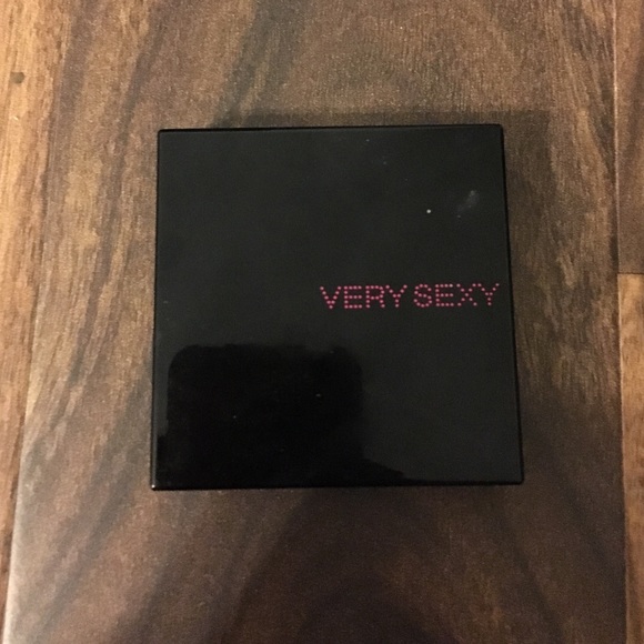 💋SOLD💋  Victoria's Secret blush. Rare - Picture 3 of 3