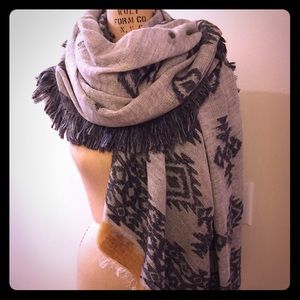 Gorgeous Boho inspired Blanket Scarf😍