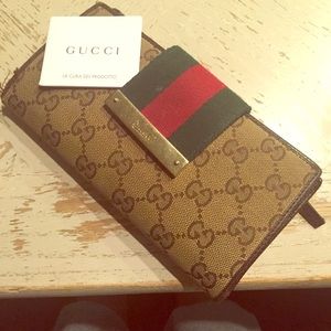 Gucci wallet