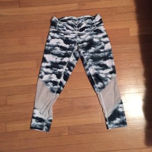 Cute Cloud Print leggings.