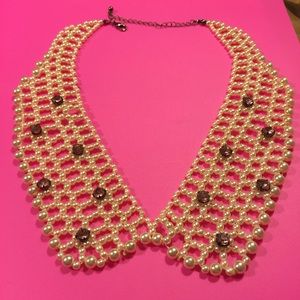 Pearl and pink Peter Pan collar statement necklace