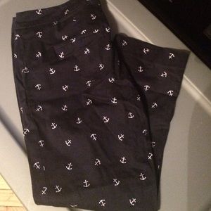 ⚓️NAVY BLUE ANCHOR PRINT CAPRIS