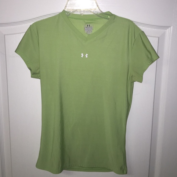 Under Armour Tops - Under Armour light green dry fit shirt