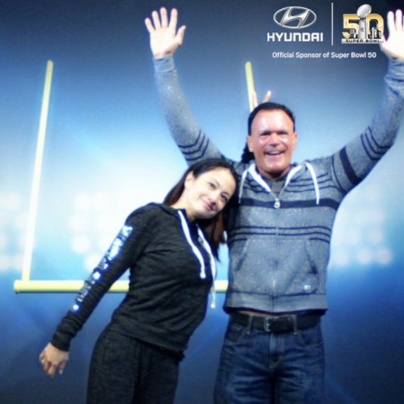 Meet your Posher, Susan - Picture 2 of 4