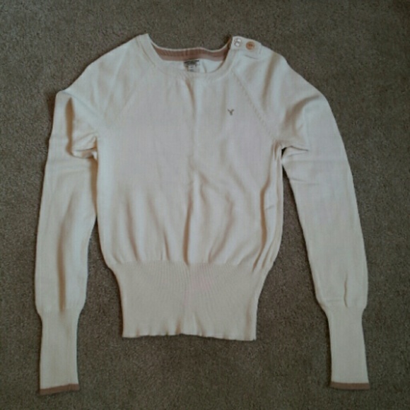 American Eagle cream long sleeve sweater, Med
